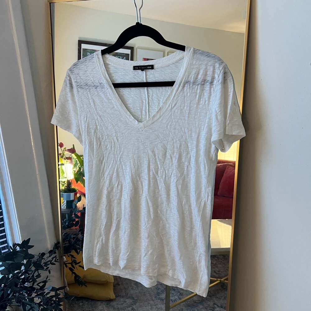 Rag & Bone White Heathered V-neck